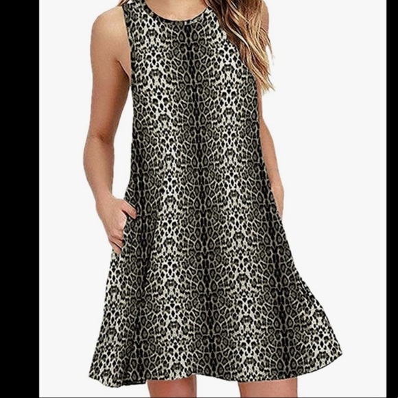 48. Karen Kane Leopard Print Dress - Picture 12 of 12